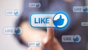 Mua Like Ảo trên Facebook Có Được Không ?